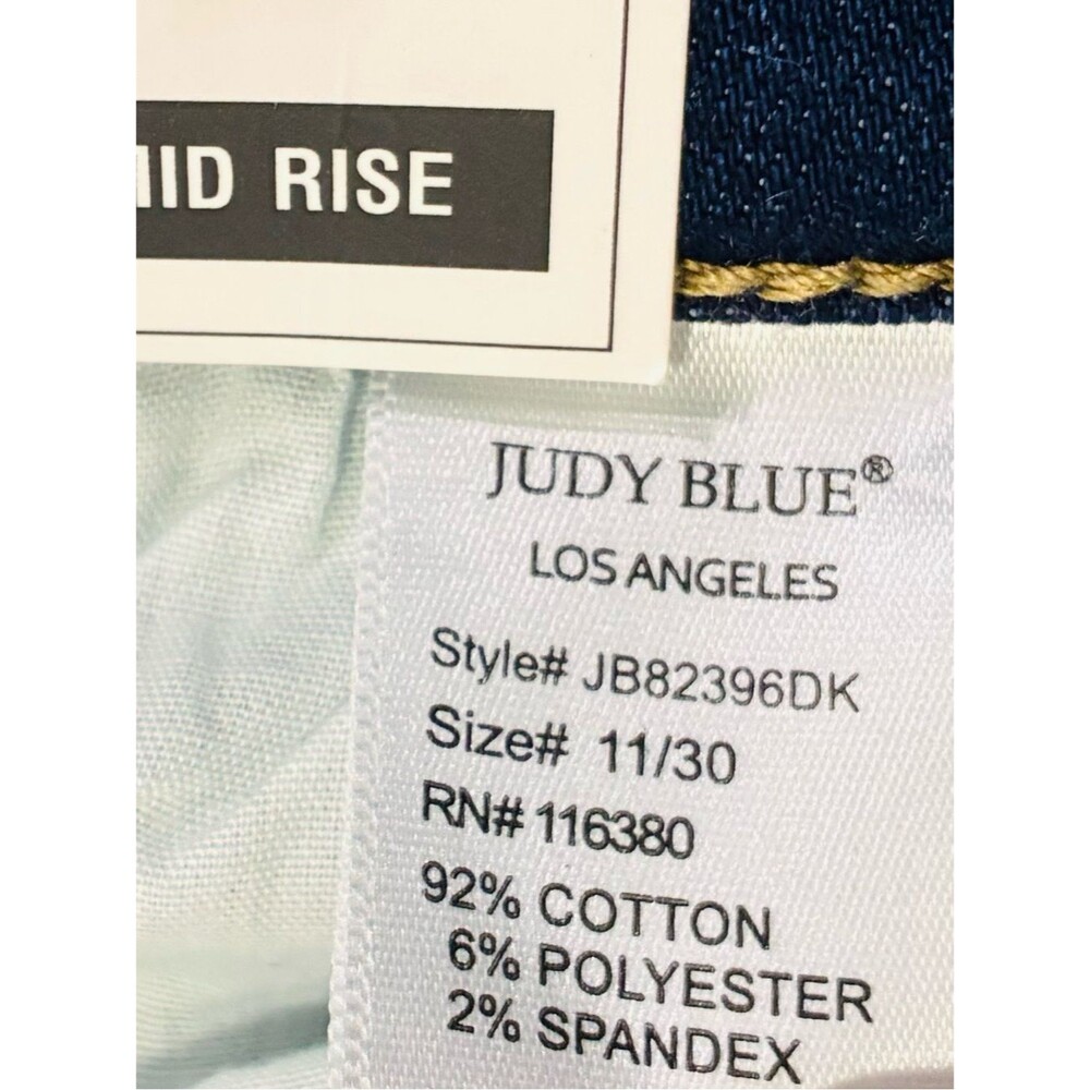 Judy Blue Mid Rise Boyfriend Fit Distressed Jeans Women’s 30x34 NWT - Picture 13 of 14